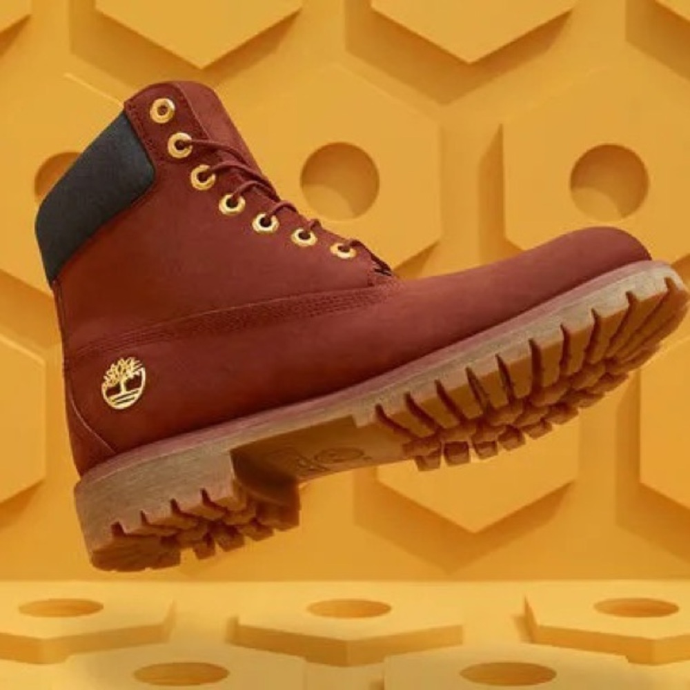 NWB - EXCLUSIVE RELEASE - Decade Old - Burgundy Timberlands 6" Boots w/ Denim